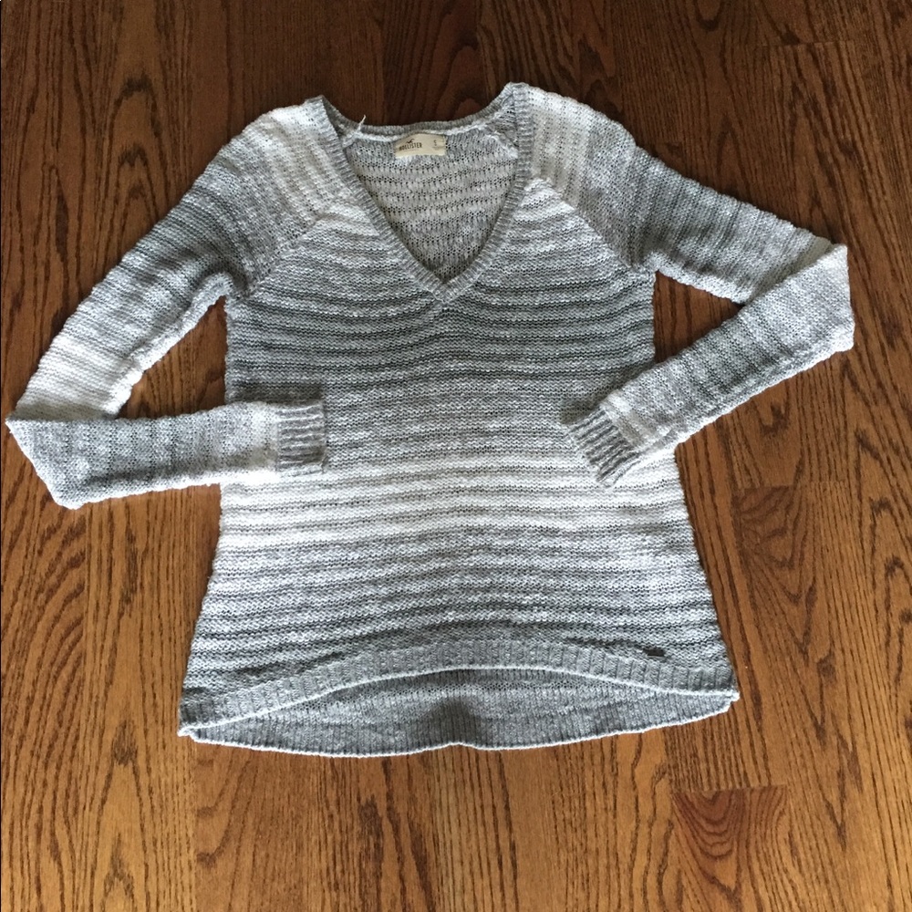 Hollister sweater